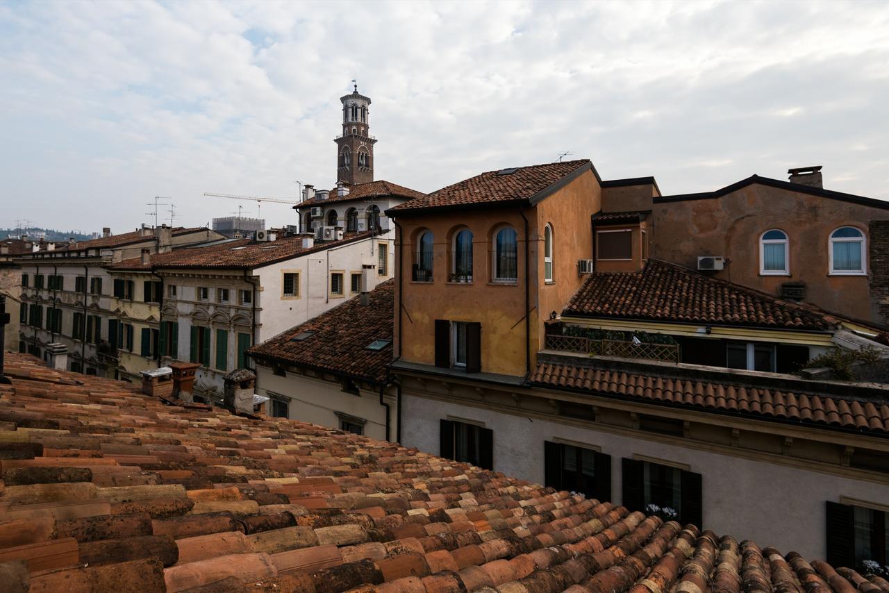 Bright Apartments Verona - Borsari Historical Eksteriør bilde